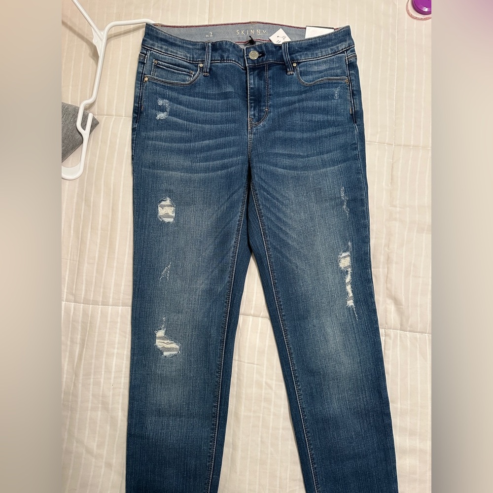 NWT White House Black Market The Mid Rise Skinny Jeans